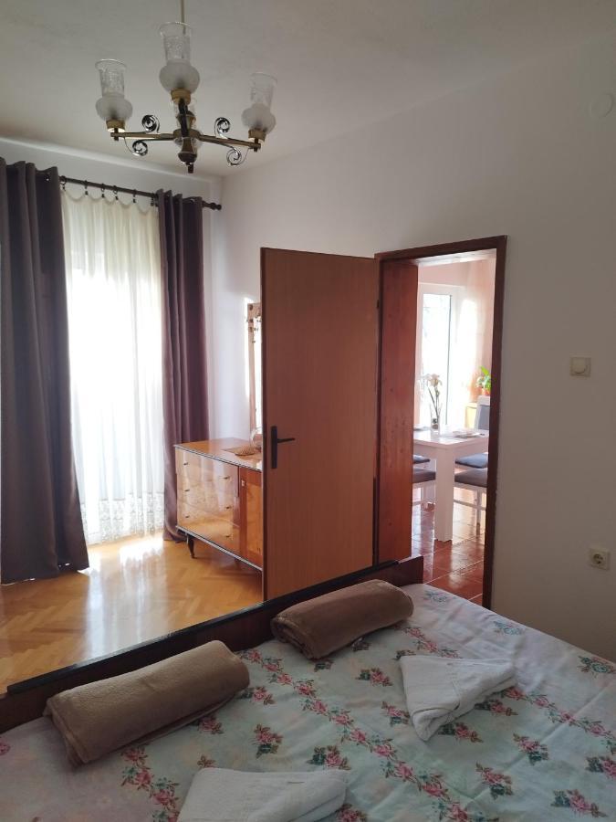 Milka Apartment Kotor Buitenkant foto