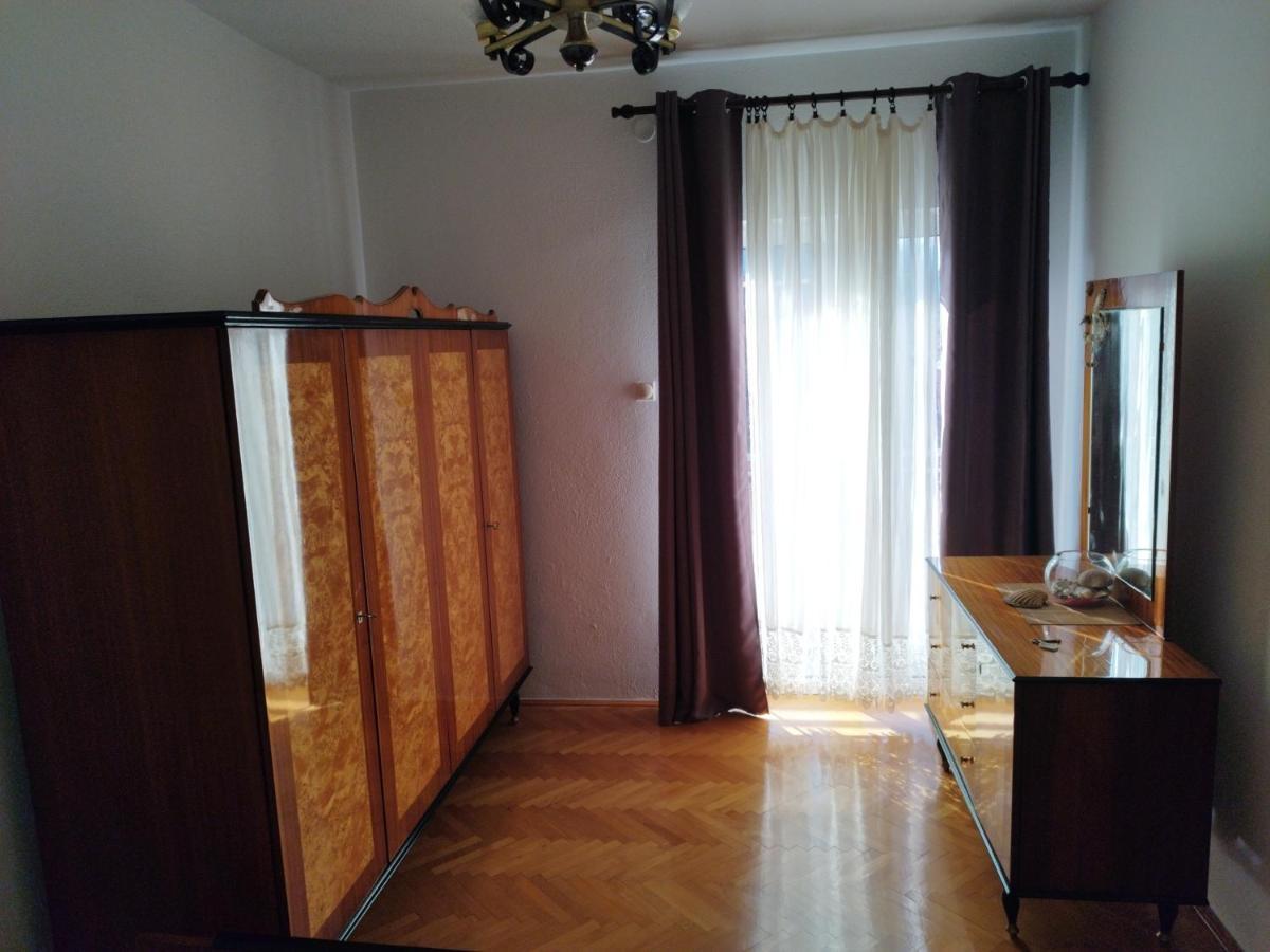 Milka Apartment Kotor Buitenkant foto